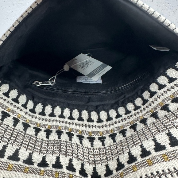 Mud Pie Black & Off White Woven Tassel Clutch New - Picture 5 of 11